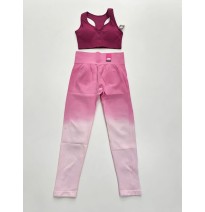 CALZA FITNESS LISO LEVANTA COLA