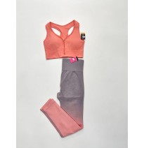 CALZA FITNESS LISO LEVANTA COLA